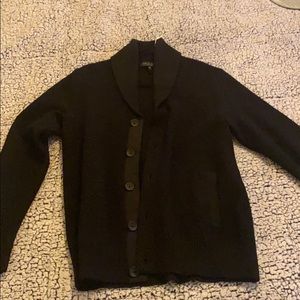Men’s shawl cardigan.